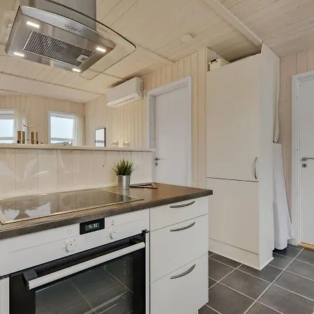 Holiday home Tinemarie - 200m From The Sea In Western Jutland By Interhome *