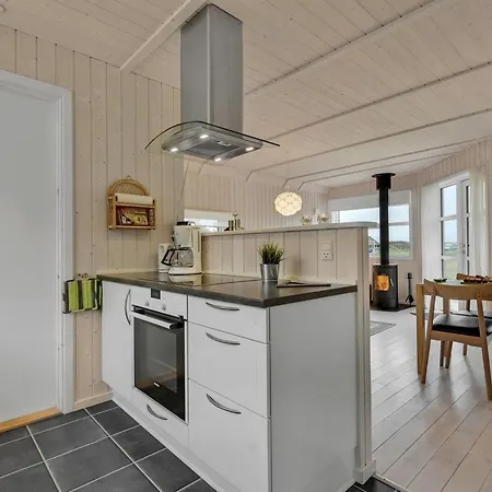 Tinemarie - 200m From The Sea By Interhome